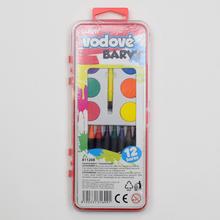 Sada 12 vodových a voskových barev v plastovém obalu.