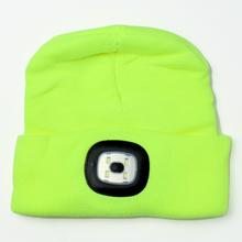 Žlutá čepice Albacore s 4xSMD LED světly.