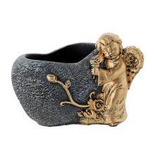 Obal srdce anděl cement šedý se zlatými detaily.