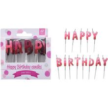 Tortové svíčky s nápisem Happy Birthday v růžové barvě.