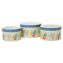 Dárková krabička se třemi válci s velikonočním motivem.