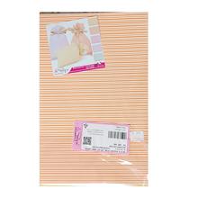 Dárkový sáček s pruhy v mixu barev.