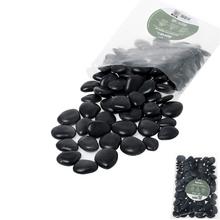 Černé kamínky o velikosti 3-4 cm