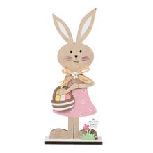 Dřevěná zajíčice s košíkem, růžová barva.