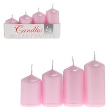 Sada čtyř růžových adventních svíček.