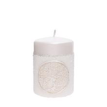 Bílá svíčka s motivem štěstí.