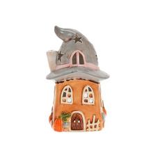 Domeček na čajovou svíčku v šedé a hnědé keramice.