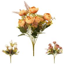 Kytice ranunculus se zelenými listy, 31 cm.