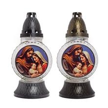 Hrobové svíčky s rodinou Ježíše a Panny Marie.