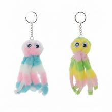 Přívěsek chobotnička v pastelových barvách.