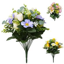 Kytice anemone a krokus mix v žluté, modré a cyklaménové barvě.